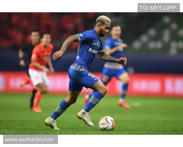 星期四足球比赛战报:精彩对决引爆激情,胜者笑逐颜开! 星期四足球比赛战报:精彩对决引爆激情,胜者笑逐颜开!