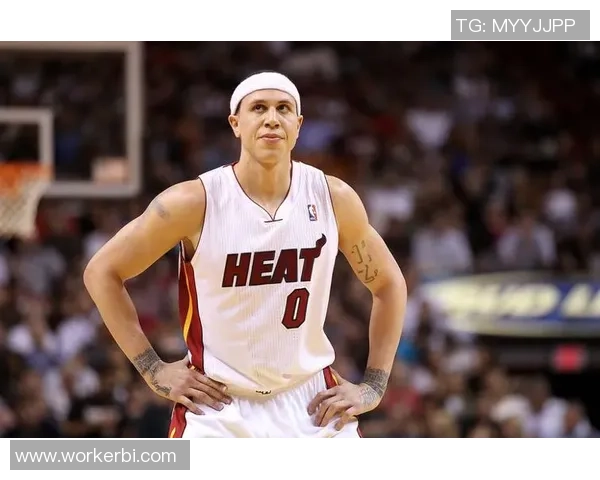 阿德辉煌与低谷并存的绿茵人生深度解读 阿德辉煌与低谷并存的绿茵人生深度解读